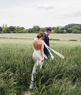 wedding photographer swancar farmhouse