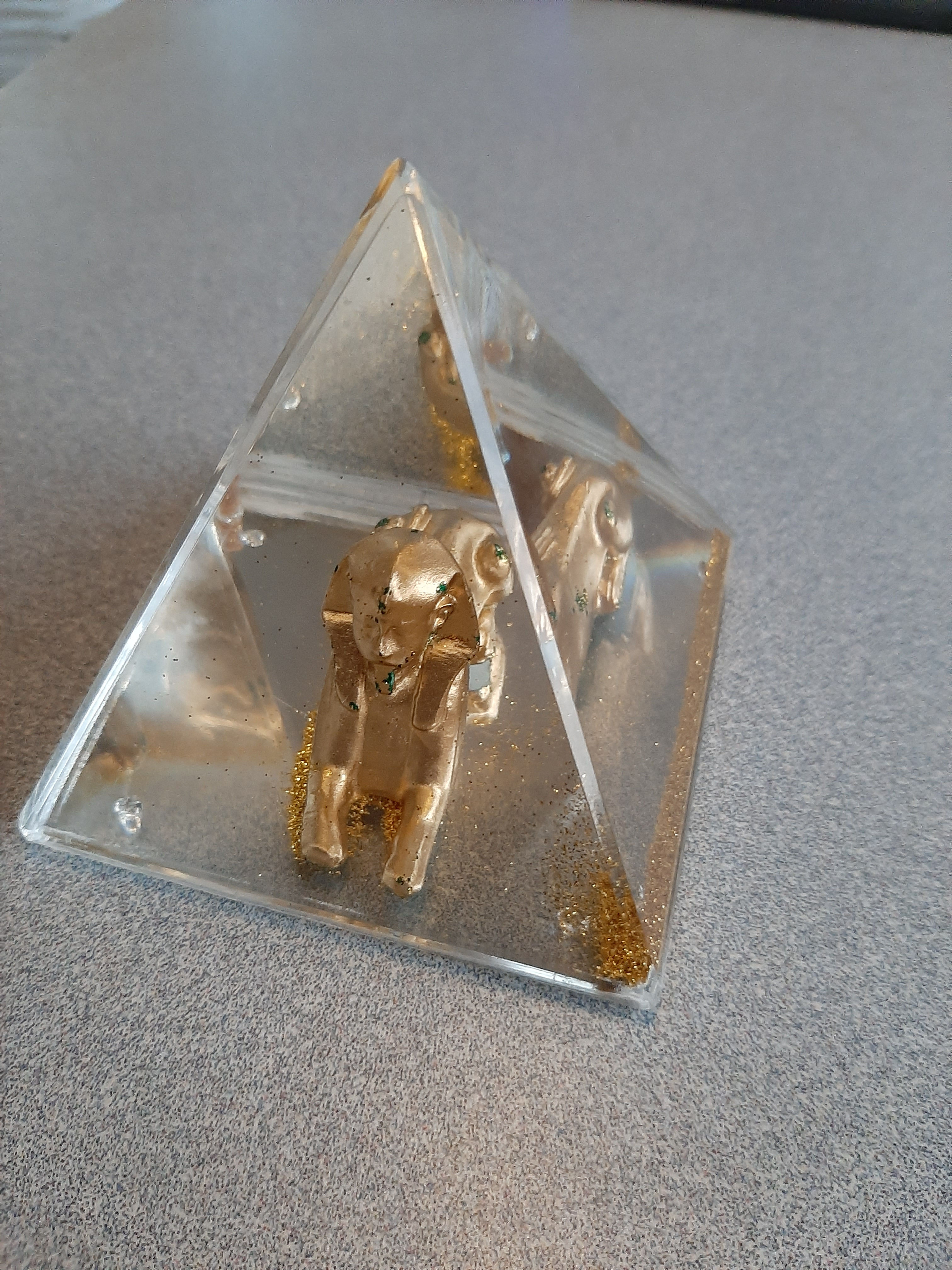 Sphinx Pyramid Snowglobe