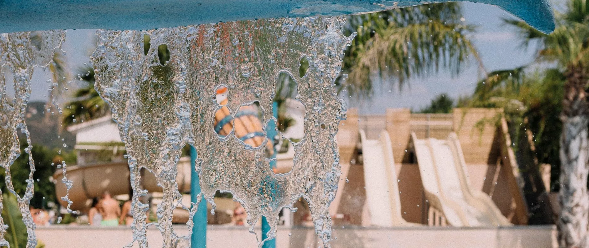 camping_senia_caballo_de_mar-zona_de_agua-slide-camping_con_piscinas