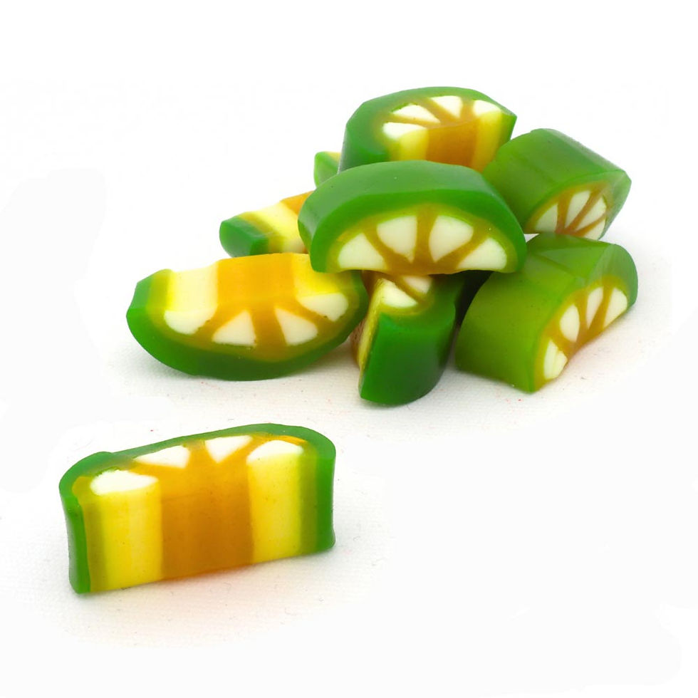 Green and yellow citrus candy slices