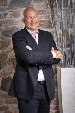 Businessfoto Businessportrait Firmenfoto Mitarbeiterfoto Mitarbeiterportrait