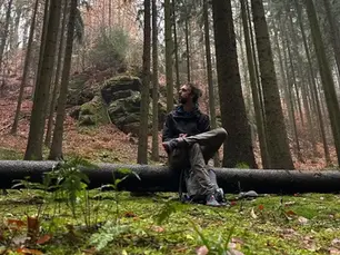 Proč je důležitější znát duchovní texty než meditovat?