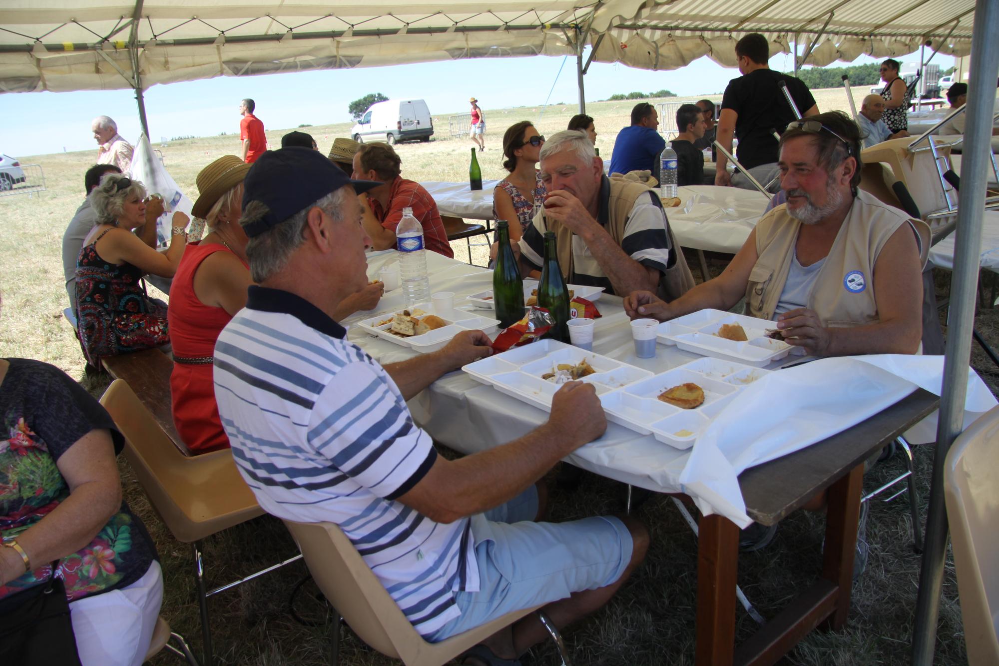 Défilé Battages Antigny 2015