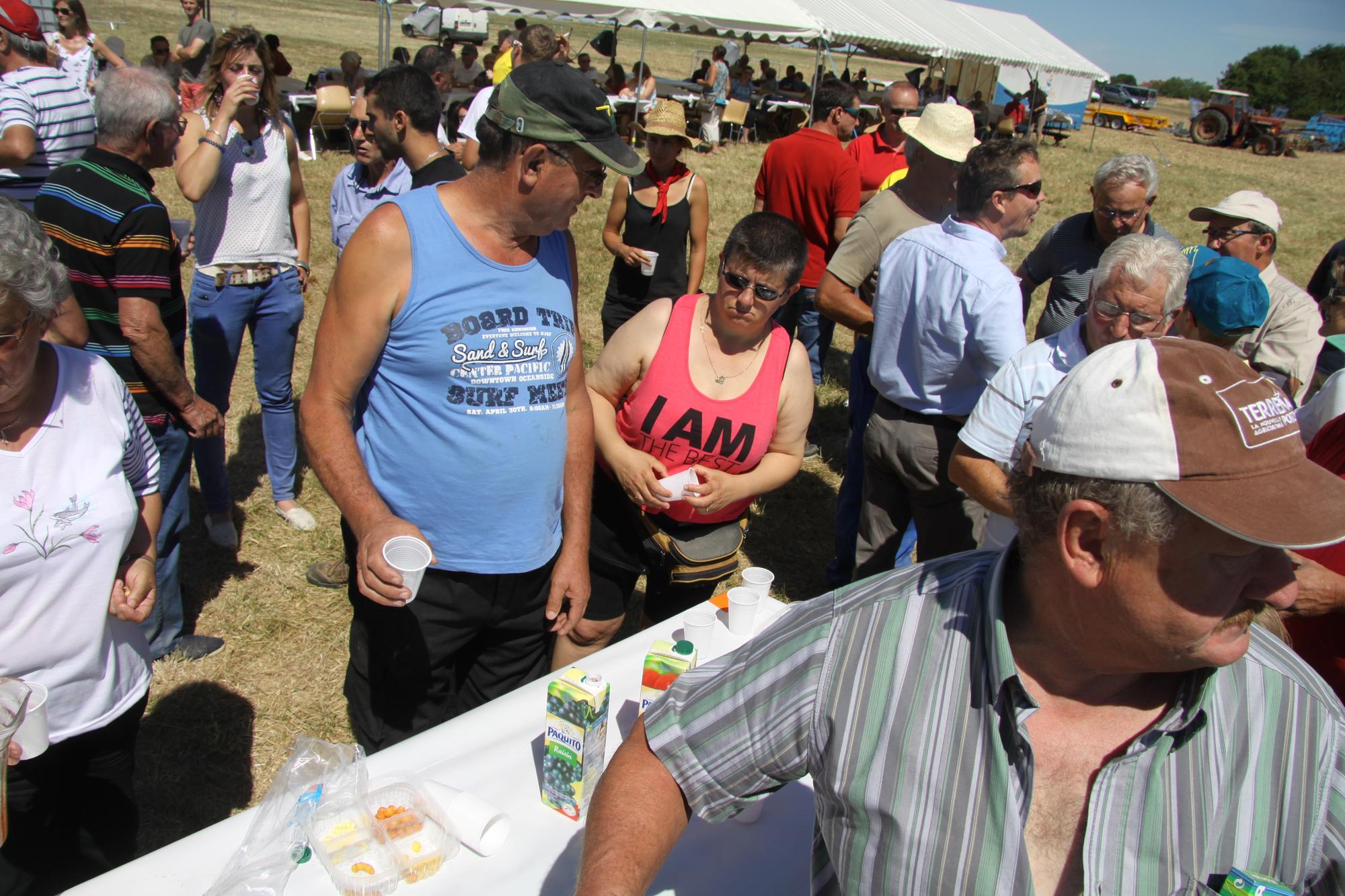 Défilé Battages Antigny 2015