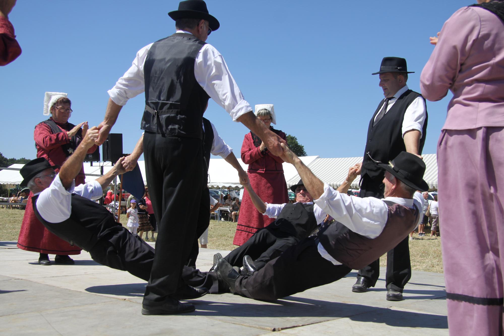 Défilé Battages Antigny 2015