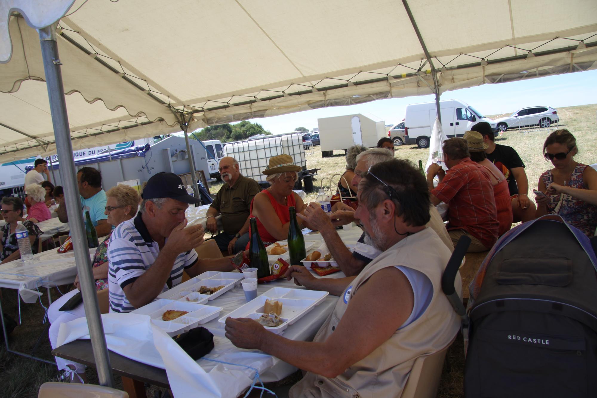 Défilé Battages Antigny 2015