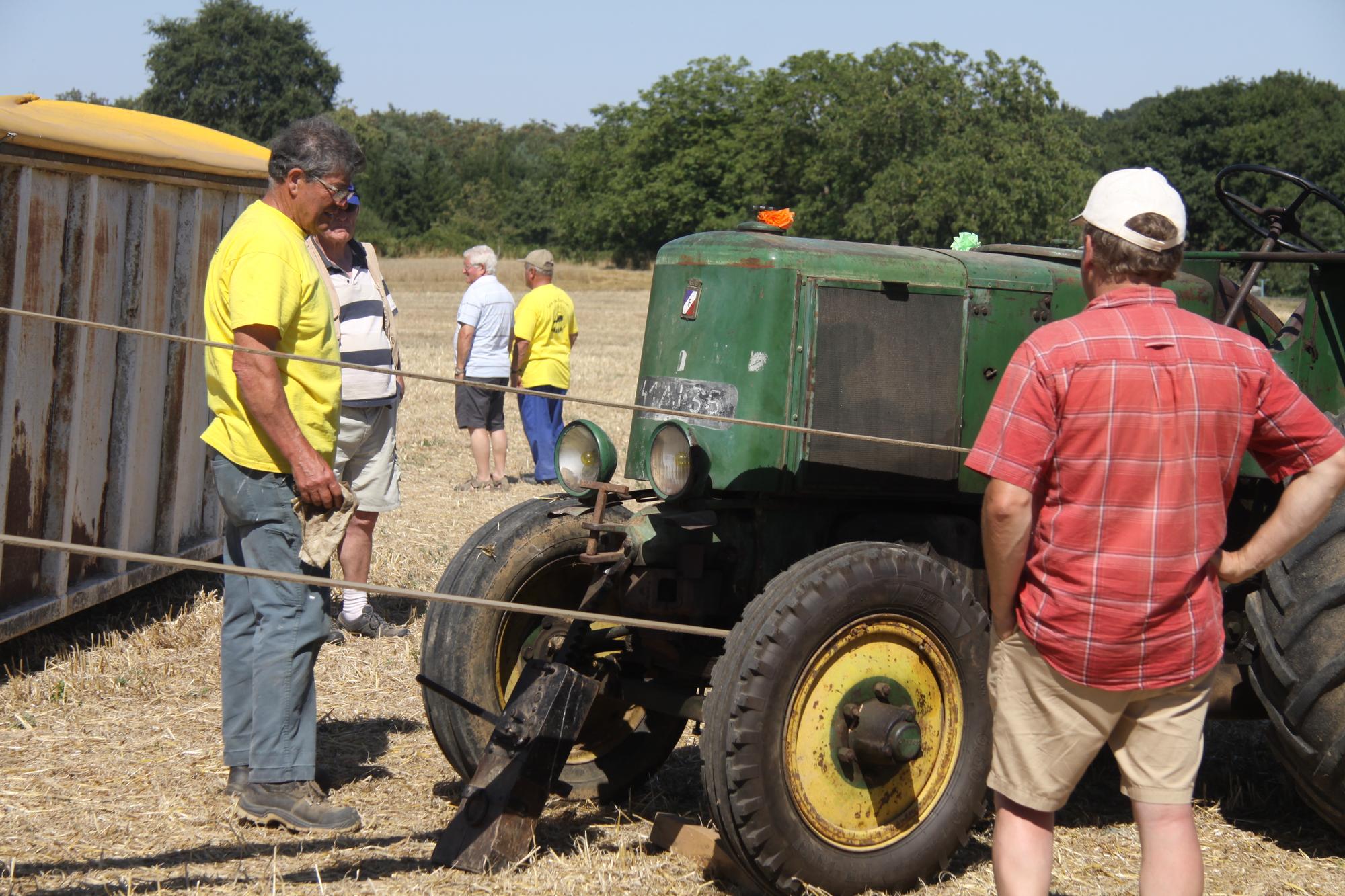 Défilé Battages Antigny 2015