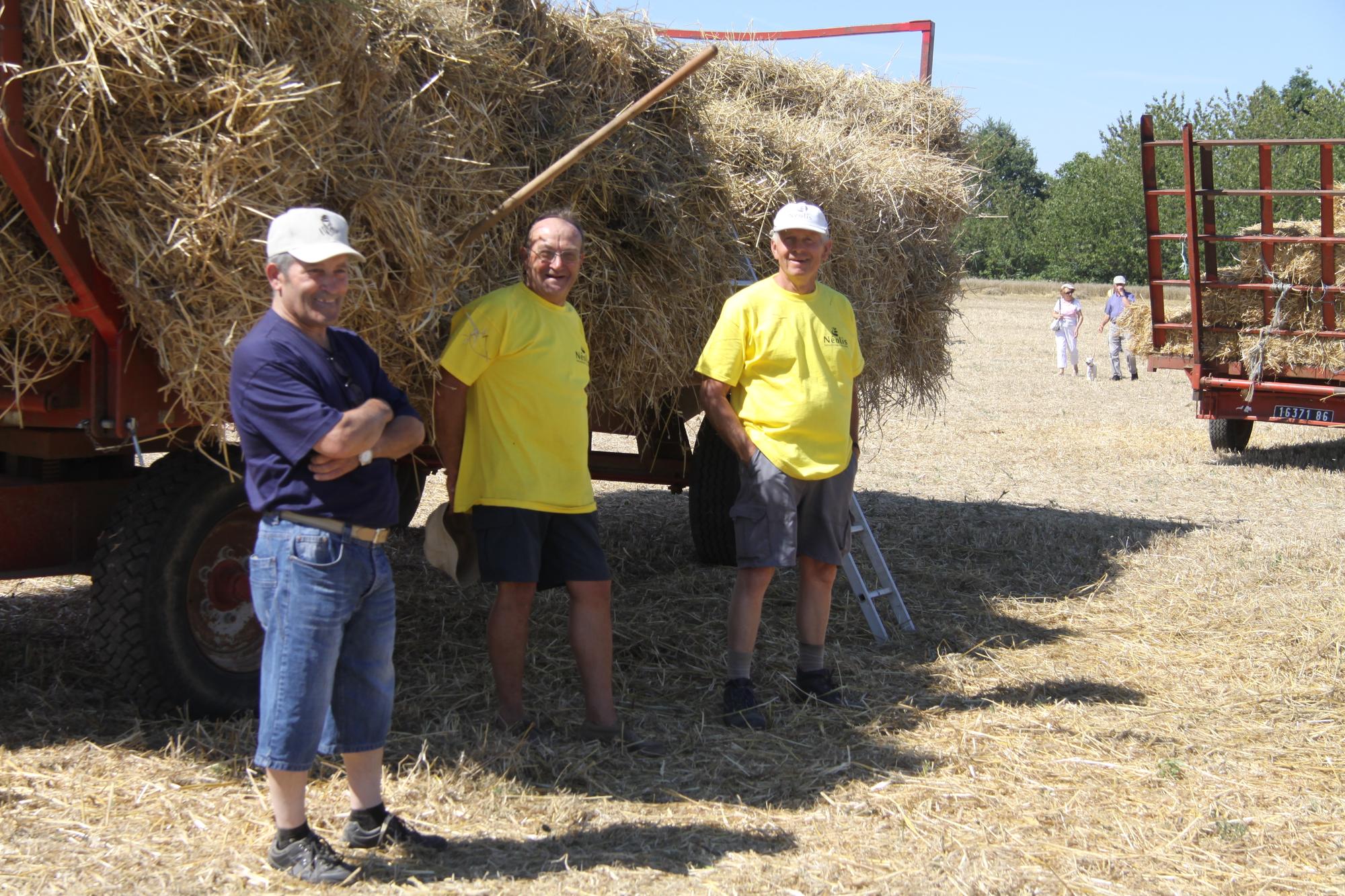 Défilé Battages Antigny 2015