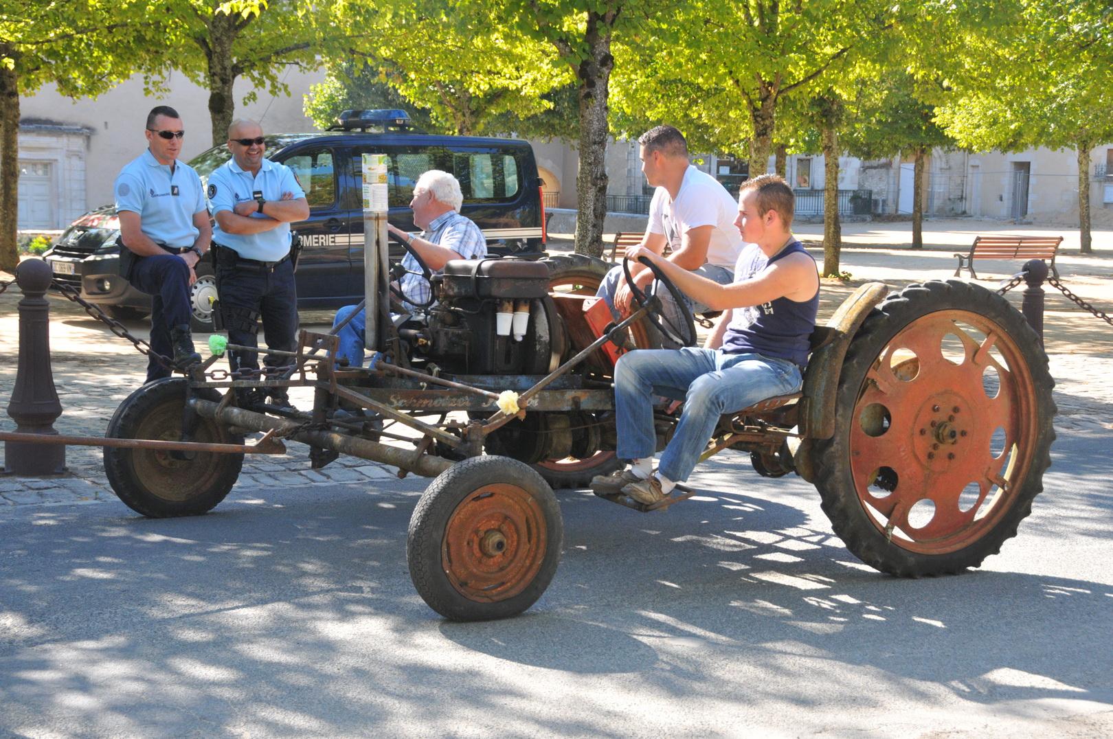 Défilé Battages Antigny 2015