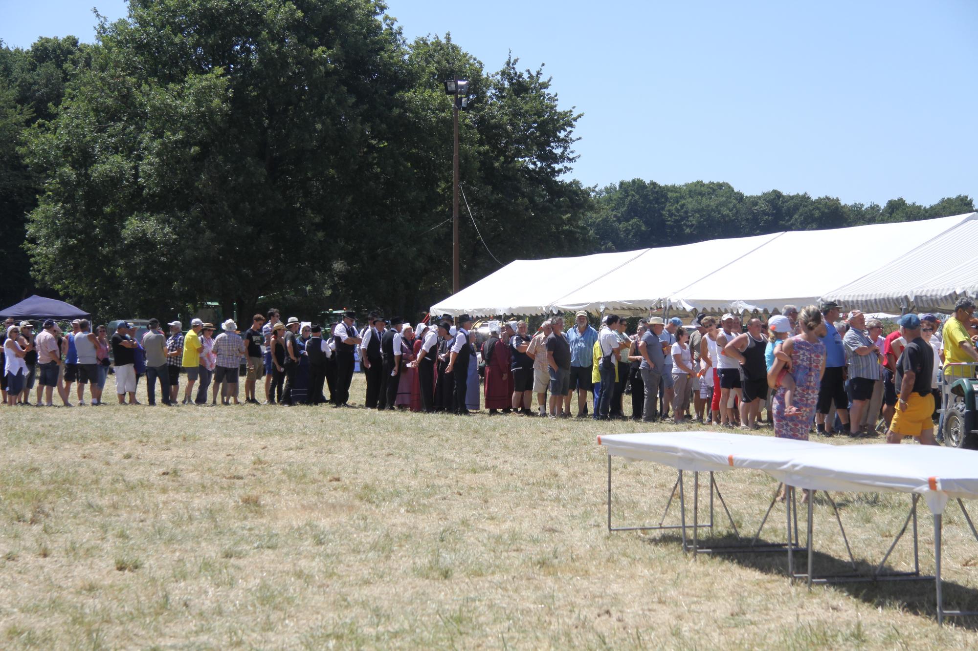 Défilé Battages Antigny 2015