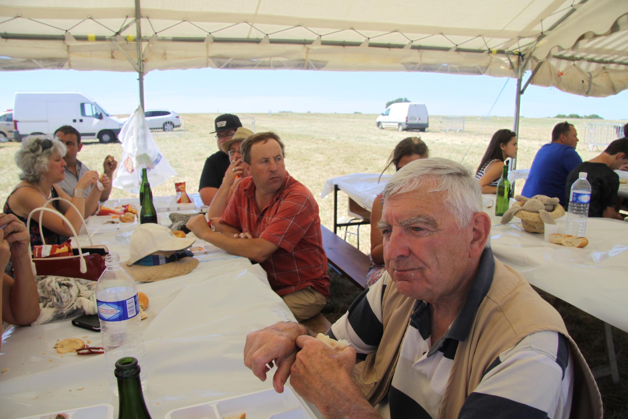 Défilé Battages Antigny 2015