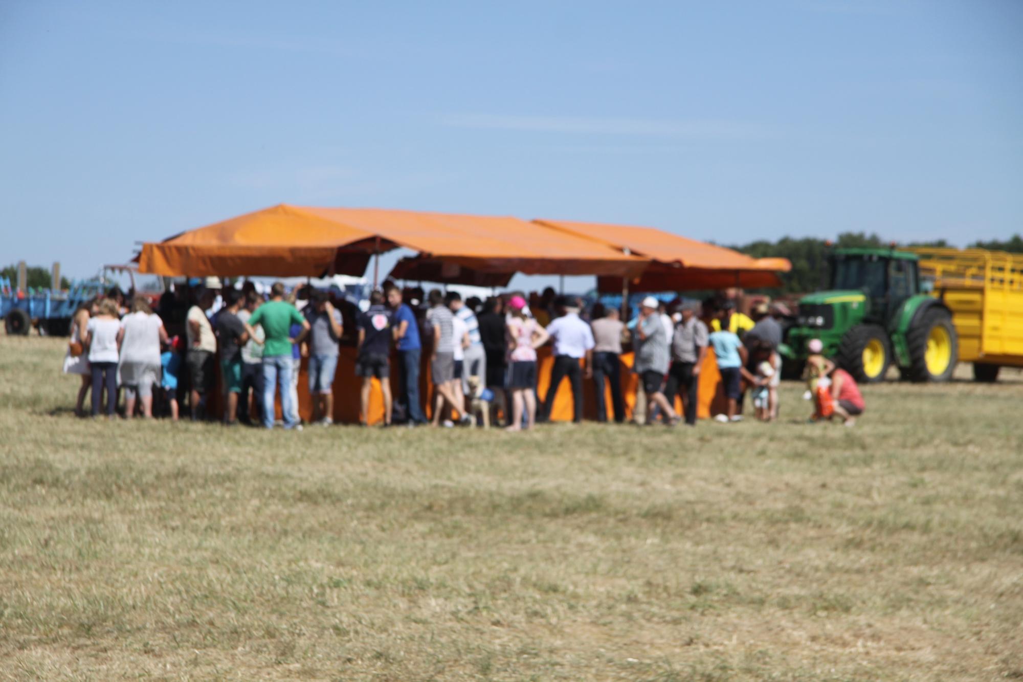 Défilé Battages Antigny 2015