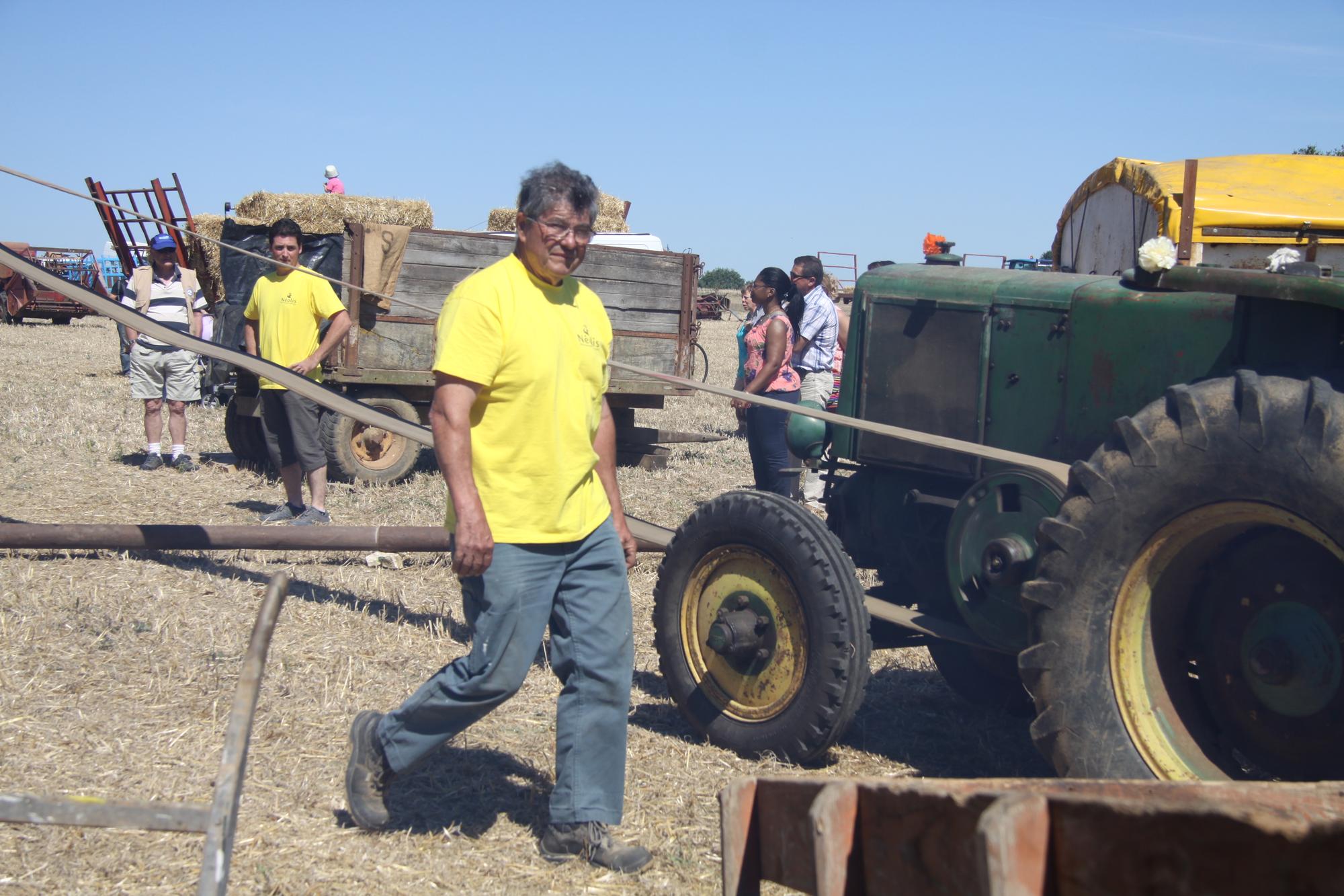 Défilé Battages Antigny 2015