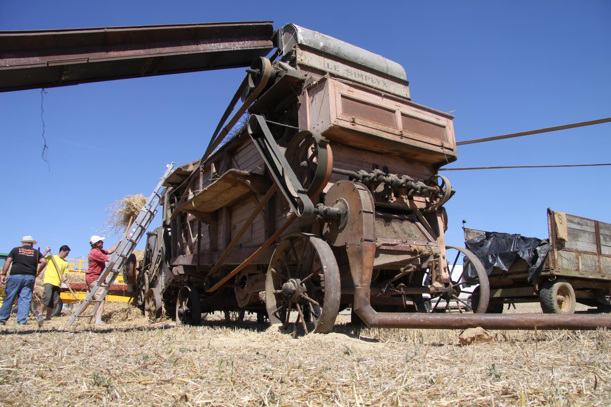 Défilé Battages Antigny 2015