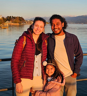 La famille Cooray en Suisse au bord du lac de Zurich - vos experts pour une planification fiable de votre voyage au Sri Lanka