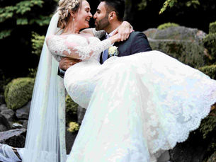 Newly married couple, in beautiful bushland setting 