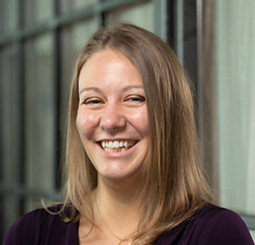 Amber Keates Headshot.jpg