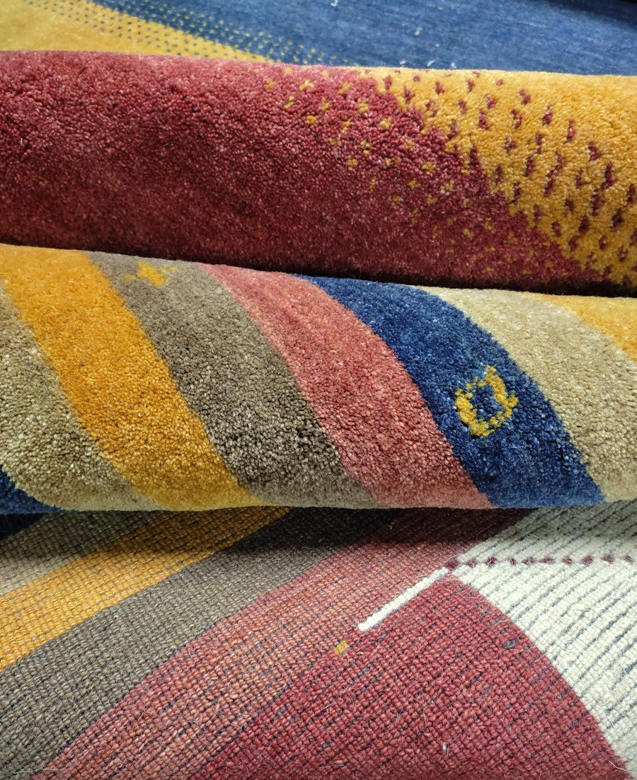Miniaturbild: Handmade Pure Woolen Carpet For Living Room Bedroom Size 240 x 340 CM