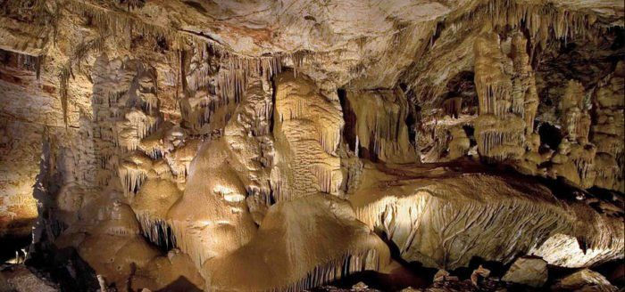Alabaster Caverns