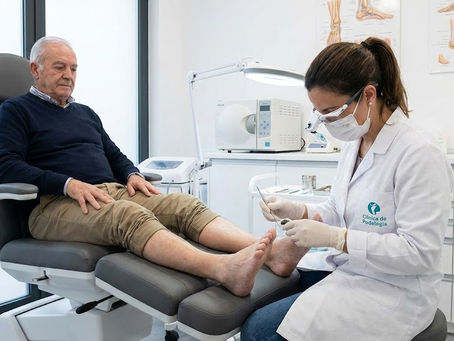 A Podologia é Medicina? Desvendando Decretos Antigos e o Caminho Atual da Profissão