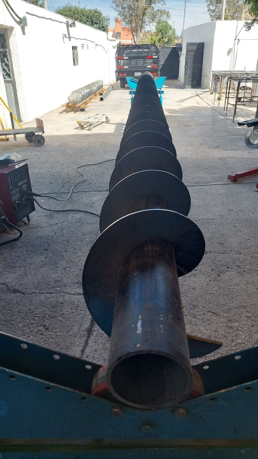 Manufactura de espiral montado en eje
