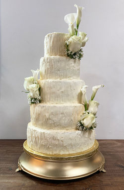 Calla Lillies, Roses, and Verticle Texture
