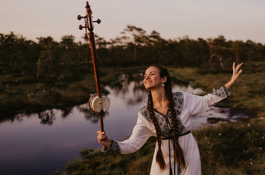Polina karavan_edited.jpg