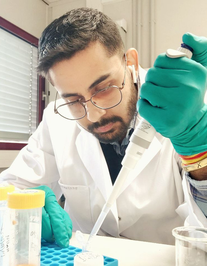 Deepanshu Sharma at DWI Leibniz-Institut, Aachen