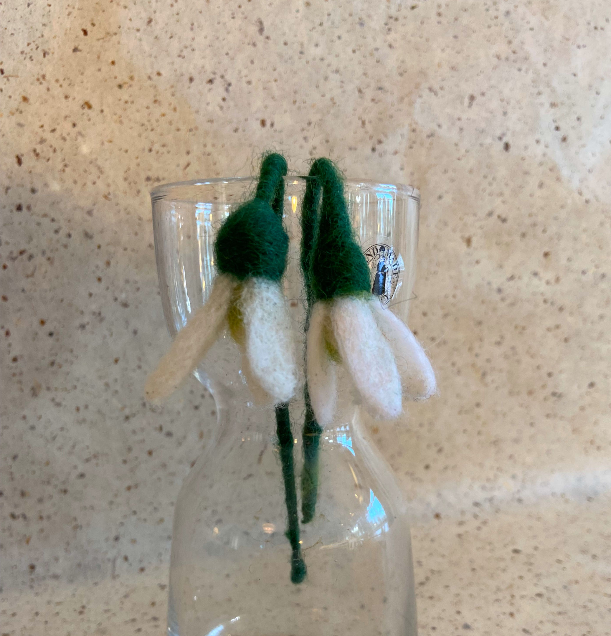 Snödroppar att ha som hängen