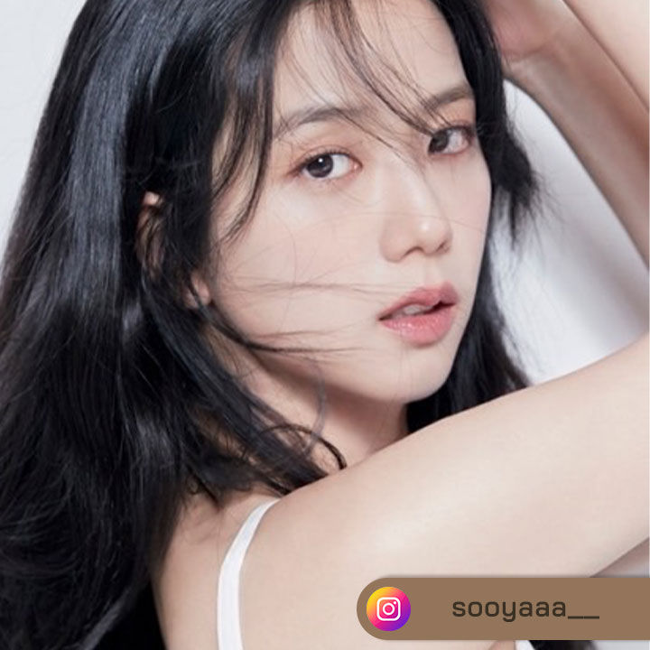 Nabila Surgery นาบิลา เซอเจอรี่ Jisoo Blackpink หลังจากเปิดตัวเพลงใหม่ล่าสุดออกไป อย่างเพลง “Flower” แฟน ๆ ให้การตอบรับดีสุด ๆ ขึ้นแท่นเป็นนักร้องสาวเสียงคุณภาพ นอกจากเสียงเพราะแล้ว ใบหน้าของสาวจีซูก็ถือว่ามีเสน่ห์จนหยุดมองไม่ได้ เพราะสันจมูกรับสโลปสวย ปลายจมูกเรียวเล็ก ถูกต้องตามหลัก Golden Ratio ที่สัดส่วนหน้าผาก จมูกและคางได้รูป มองเท่าไหร่ก็ไม่มีเบื่อเลยค่ะ