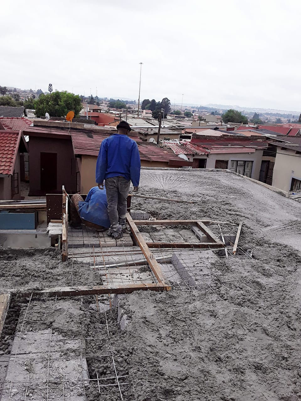 WhatsApp Image 2025-10-09 at 09.58.45