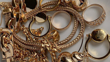 LUXE Jewelry & Watch Collection the #1 Destination for Transforming Scrap Gold into Instant Cash!