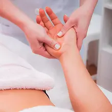Spa-de-maos-massagem-nas-mãos