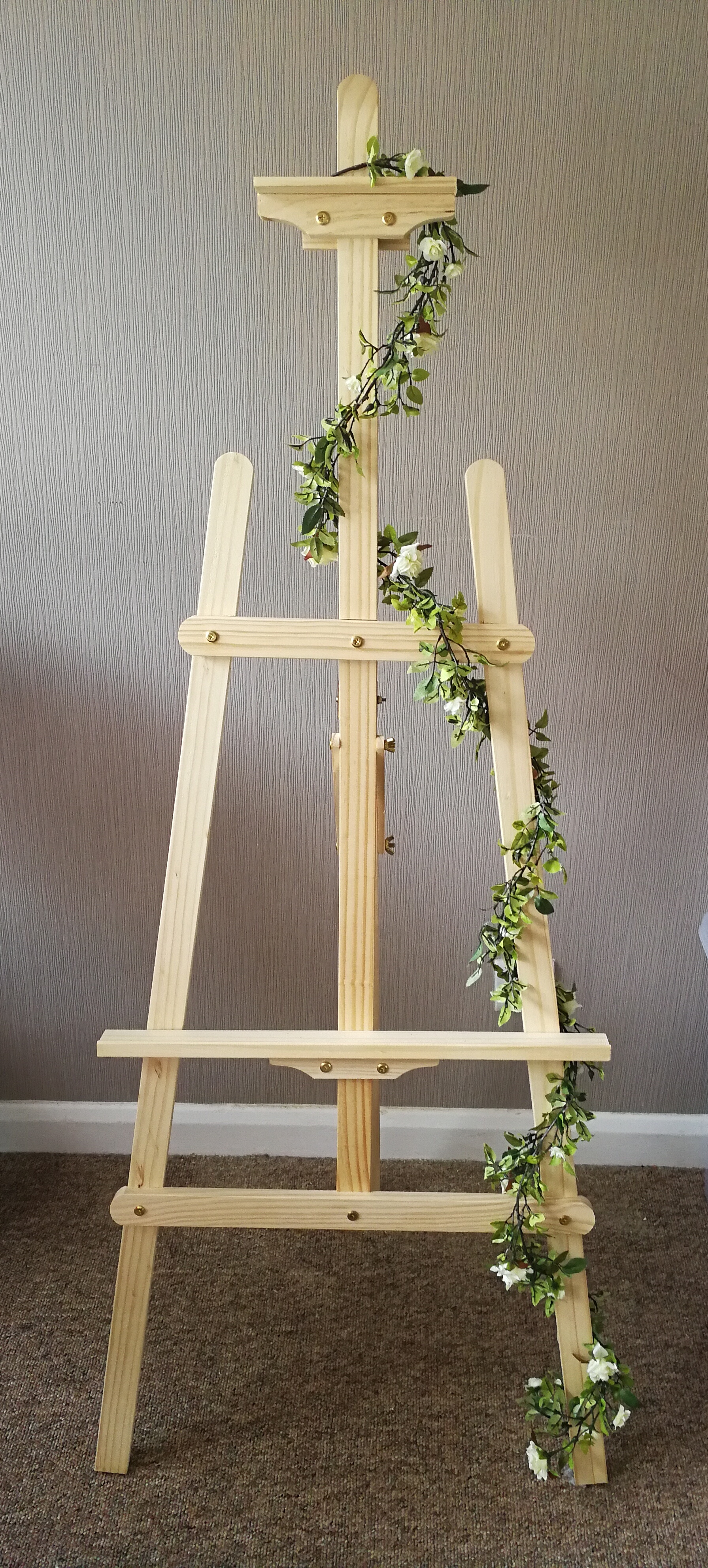 Easel