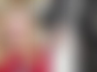 Spanx Founder Sara Blakely Gifts 500+ Staff With $10,000 And Two First-Class Plane Tickets