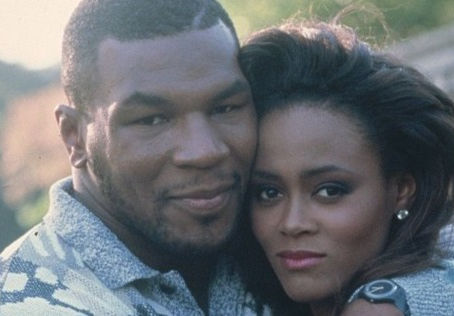 Robin Givens Hopes Jamie Foxx's Mike Tyson Biopic Doesn't Rewrite History