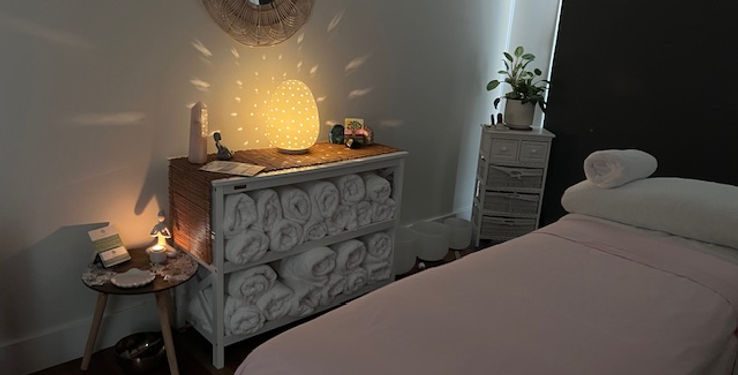 the innate mama treatment room