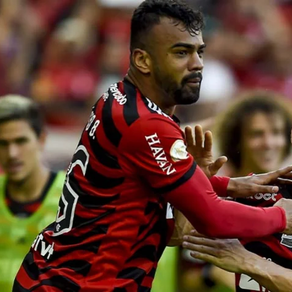 A nove pontos do líder Palmeiras Flamengo se encontra em campo.