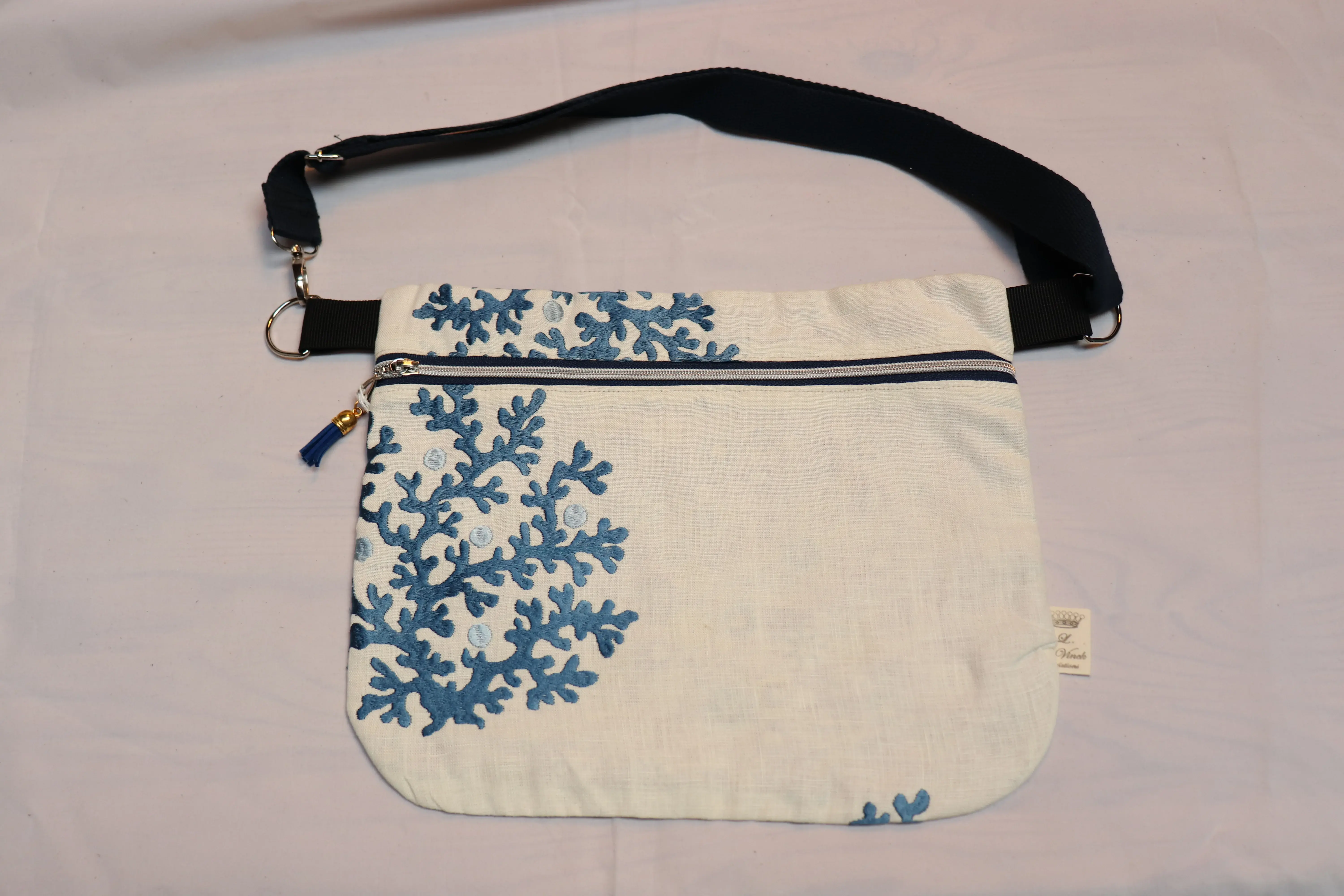 Sac banane - brodé coraille