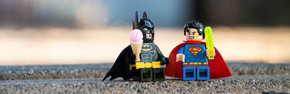 Lego Batman and Superman having an Icecream