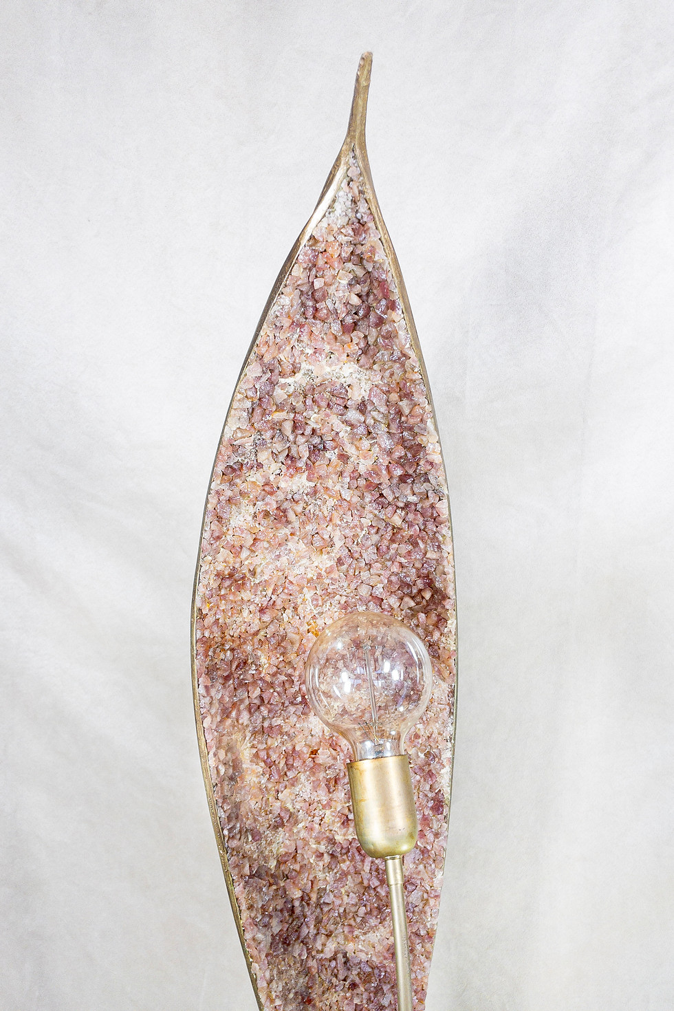 Thumbnail: Floor lamp with strawberry quartz base