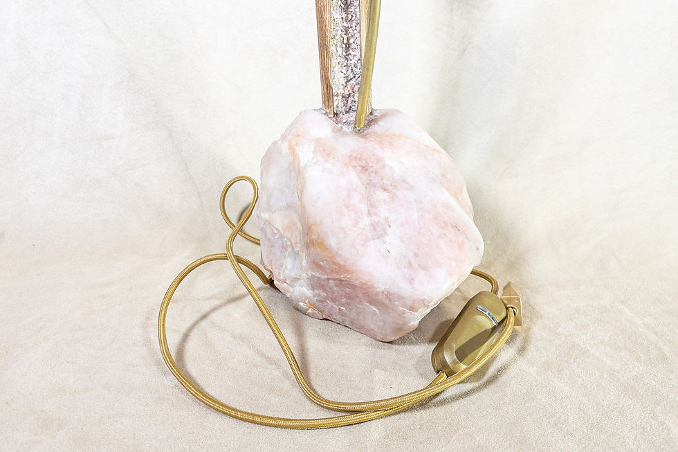 Thumbnail: Floor lamp with rose quartz base