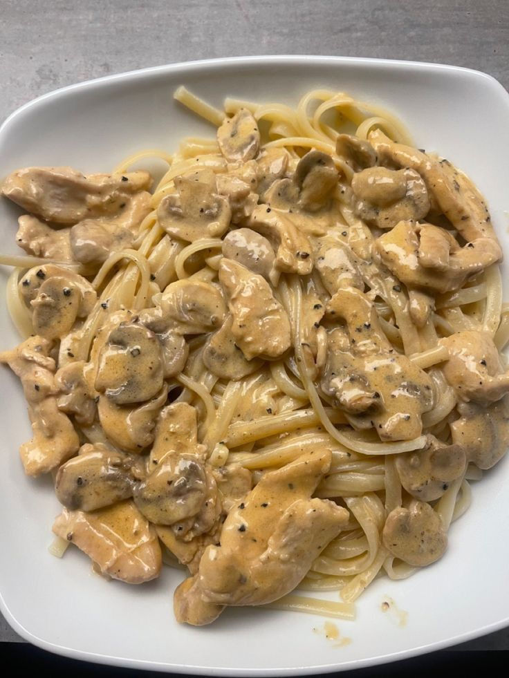Chicken and Mushroom Stroganoff Linguine