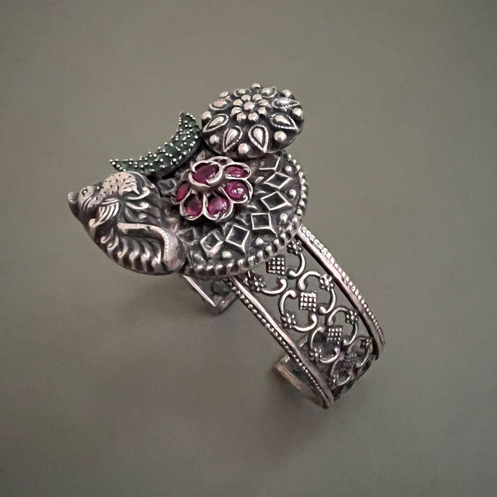 Shanaya Bangle Single