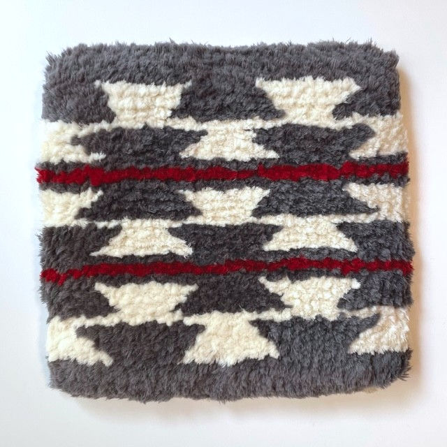 サムネイル： 四角（大）窯出し