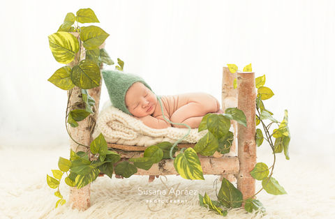Sesiones de fotografía profesional para capturar momentos especiales: embarazo, recién nacidos, mellizos, bebés, seguimiento, Navidad infantil, comuniones, exteriores, familiares, falleros, imagen personal y pedidas de mano. Susana Apráez Photography