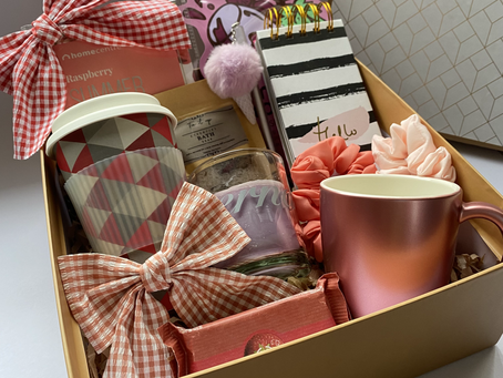 Birthday Gift Hampers For Her: Ideas And Inspiration