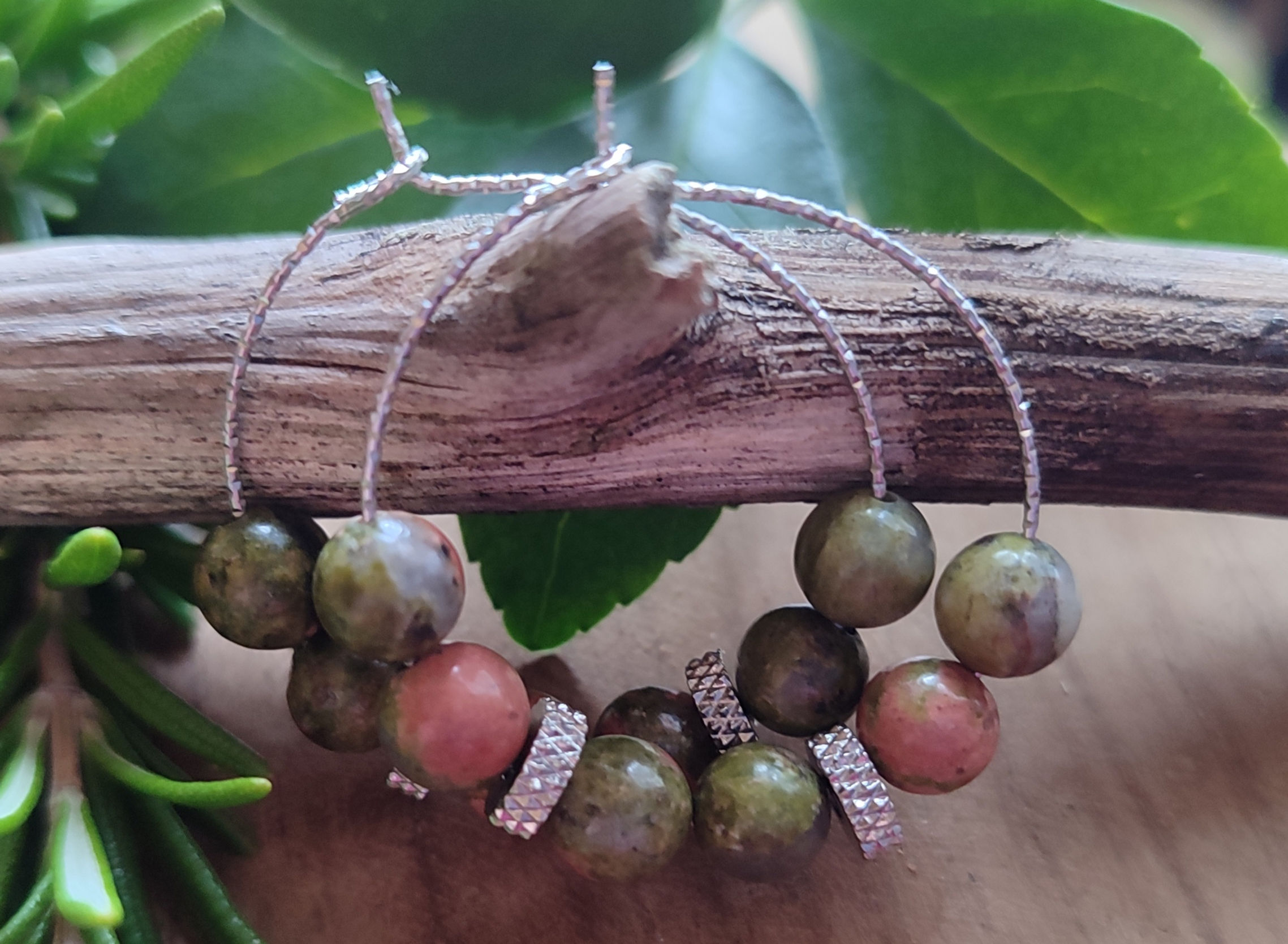 Créoles avec perles d'unakite A