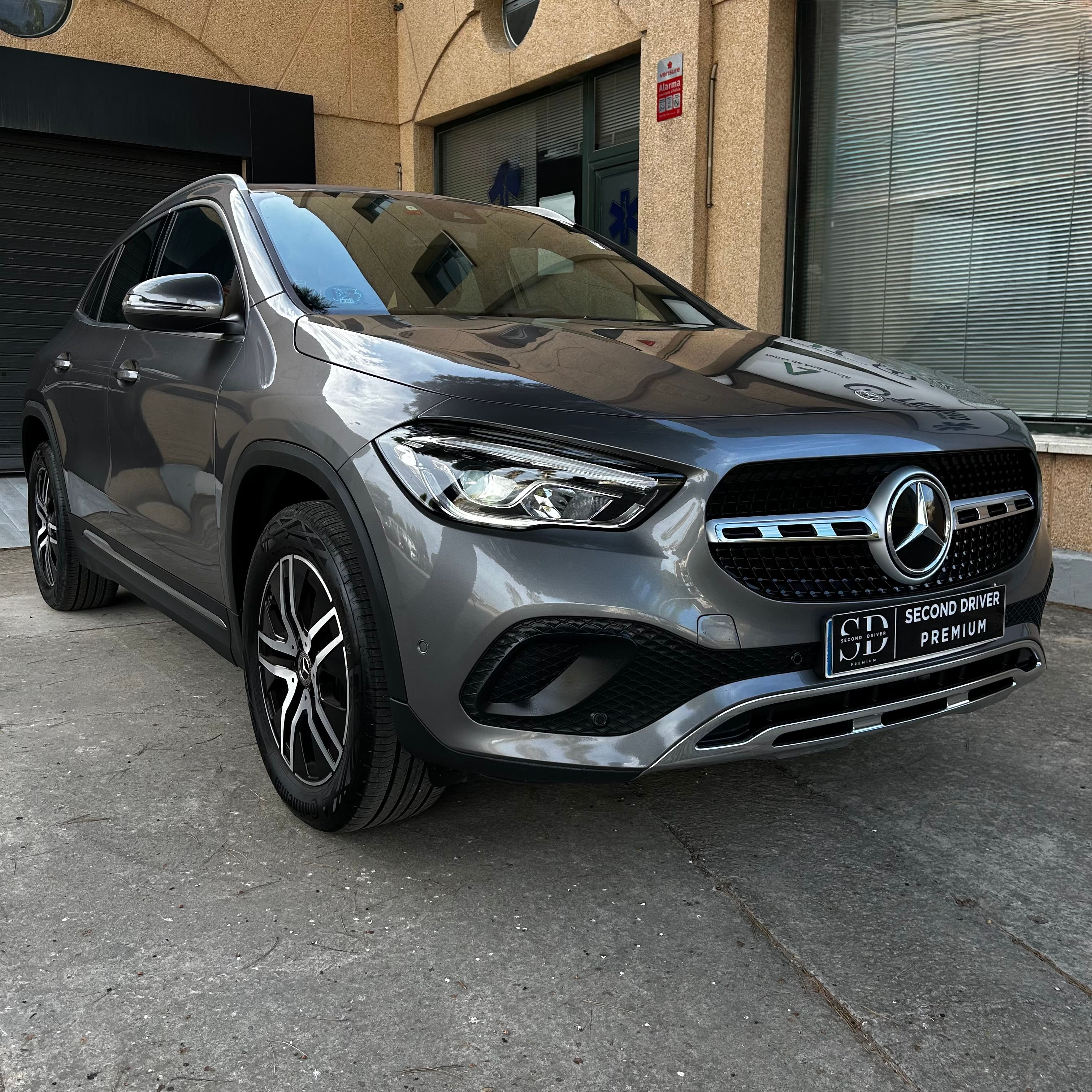 MercedesBenz GLA 200d Progressive Advanced 150cv 43.000km
