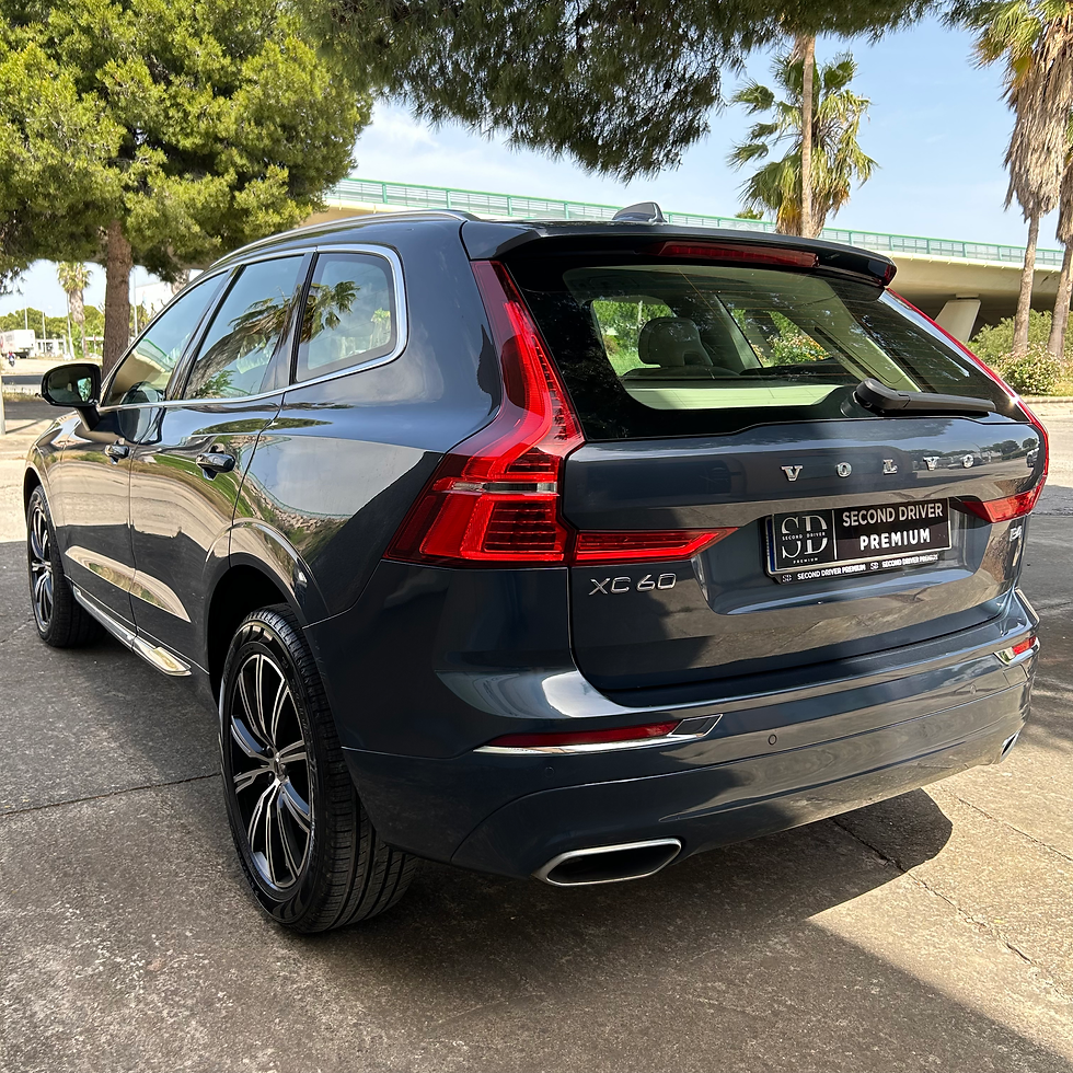 Miniatura: VolvoXC60 2.0 B4 Mild- Hybrid D Inscription Auto 197CV 121.500 km